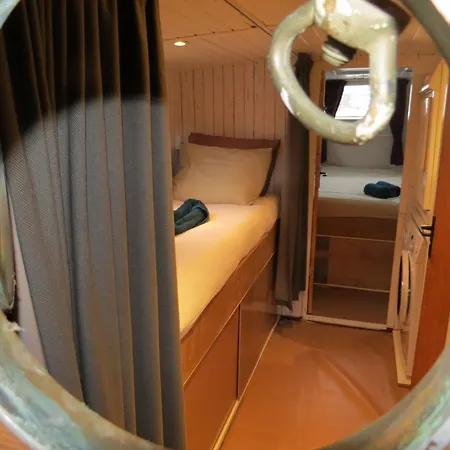 Authentiek Schip Op 14 Minuten Vanaf Amsterdam 4* Wormerveer
