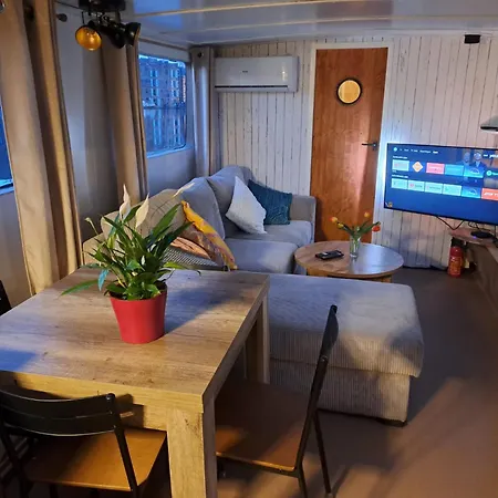 Authentiek Schip Op 14 Minuten Vanaf Amsterdam 4* Wormerveer