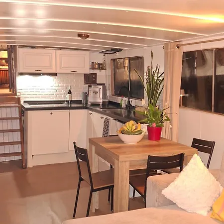 Authentiek Schip Op 14 Minuten Vanaf Amsterdam Bed & Breakfast 4*